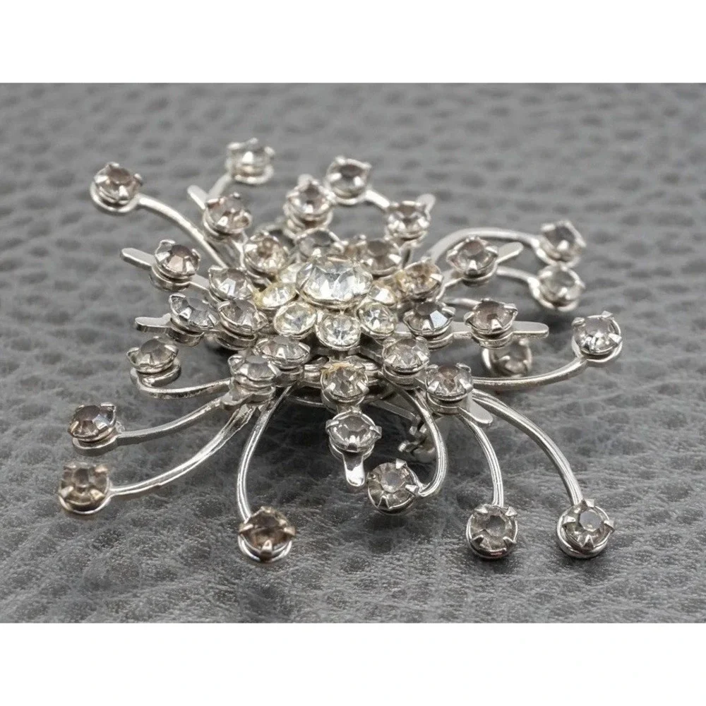 Vintage Rhinestone Abstract Starburst Brooch Pin Silver Tone
